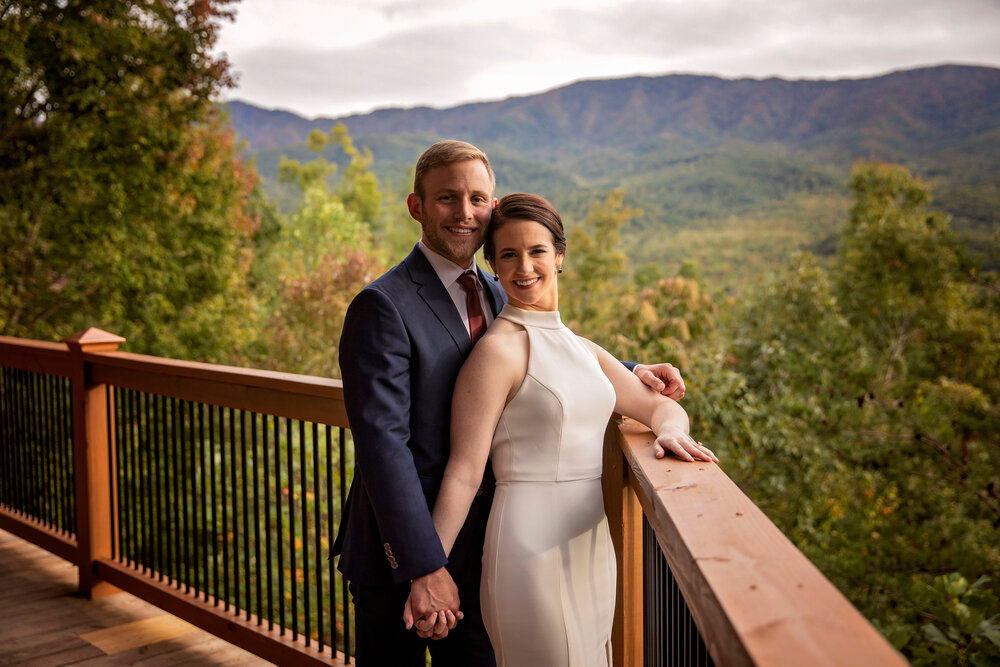 cabin-wedding-photographer-gatlinburg-tn-elopement-planner